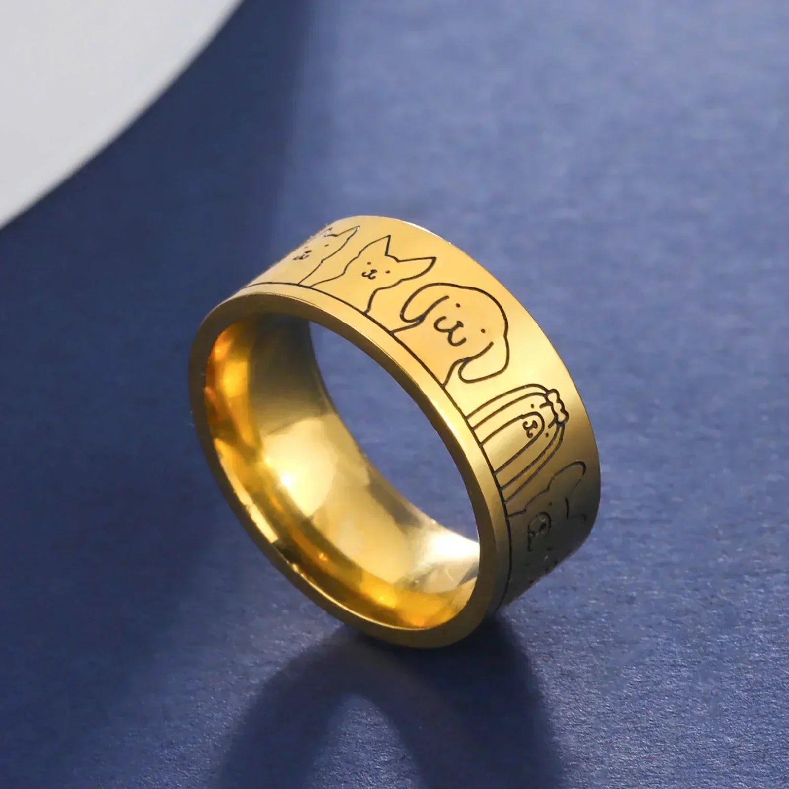 Brede roestvrijstalen ring met hondenmotieven – Gegraveerd ontwerp voor vrouwen